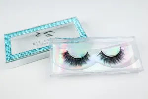 Muñeca in Synthetic Mink