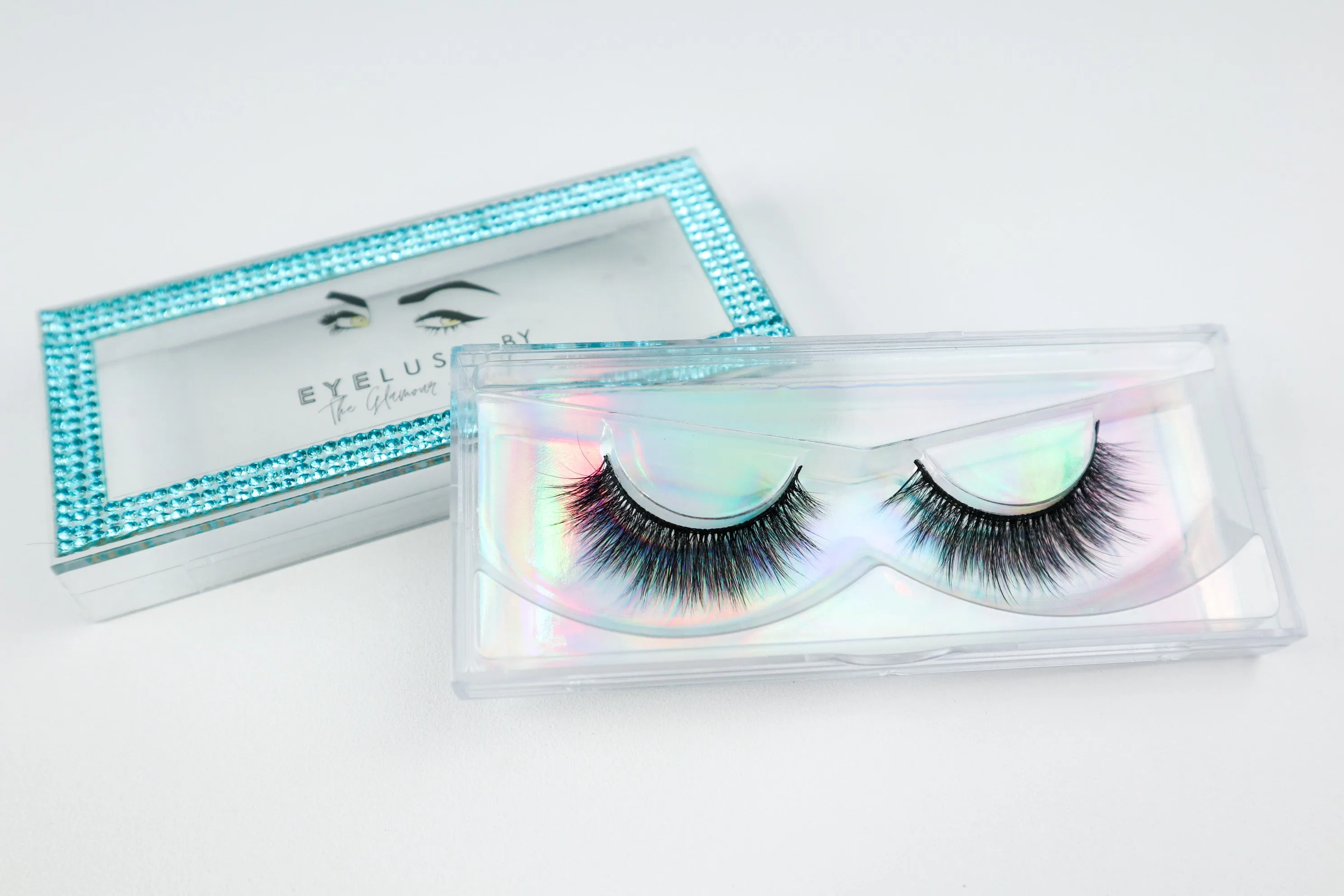 Muñeca in Synthetic Mink