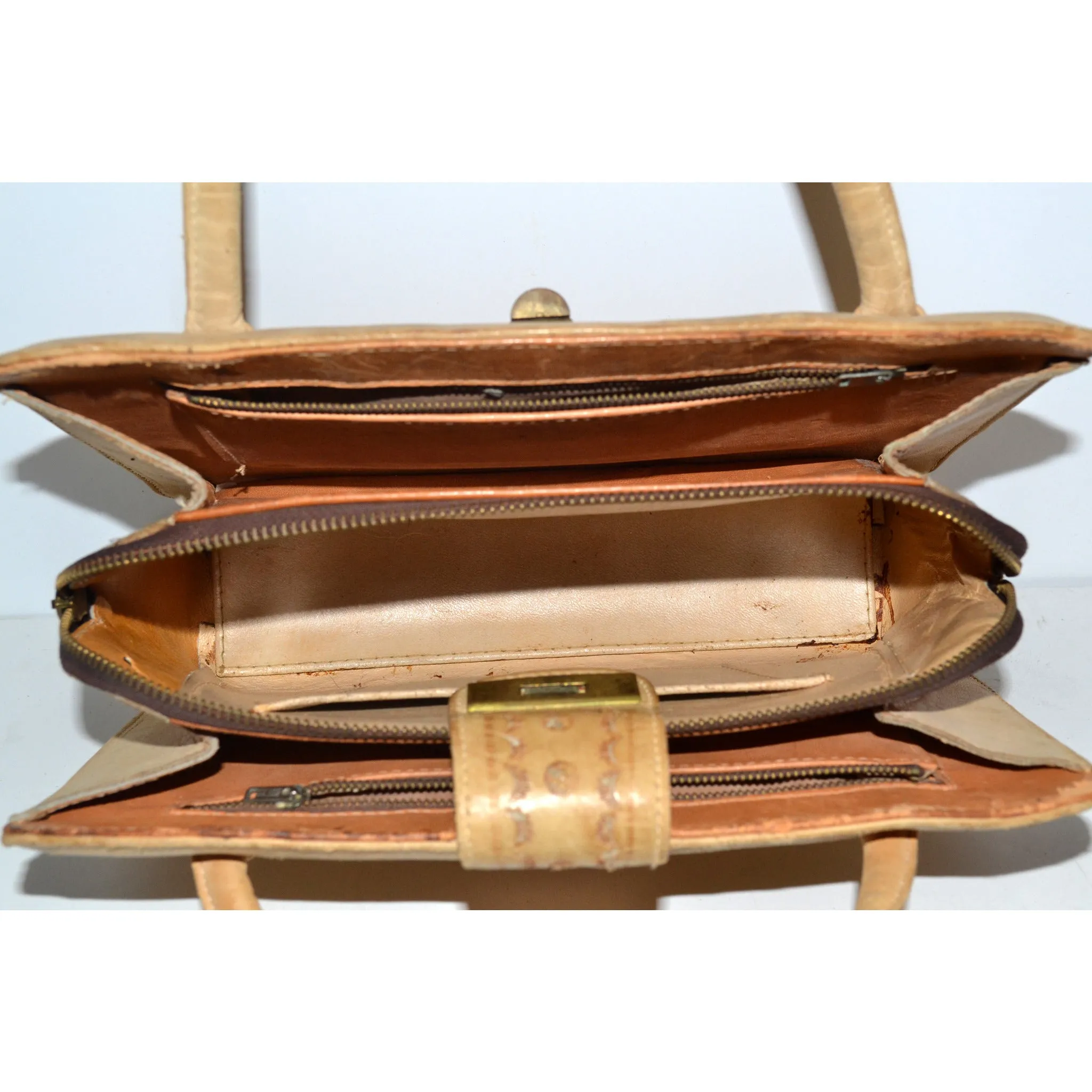 Natural Tooled Leather Mexican Purse