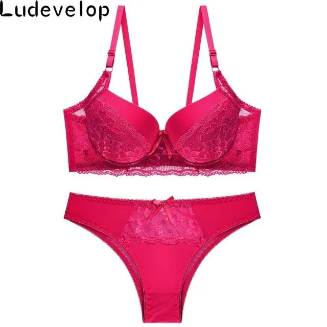 New Top Sexy Underwear Set Cotton Push-up Bra and Panty Sets 3/4 Cup Brand Green Lace Lingerie Set Women Deep V Brassiere Black