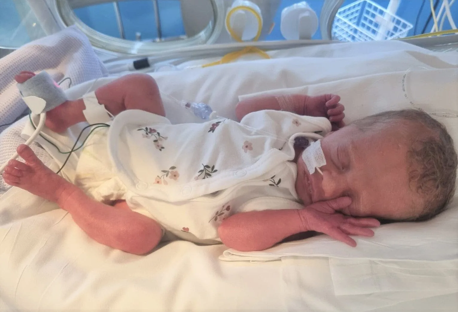 NICU Baby Vest, Beautiful Bloom