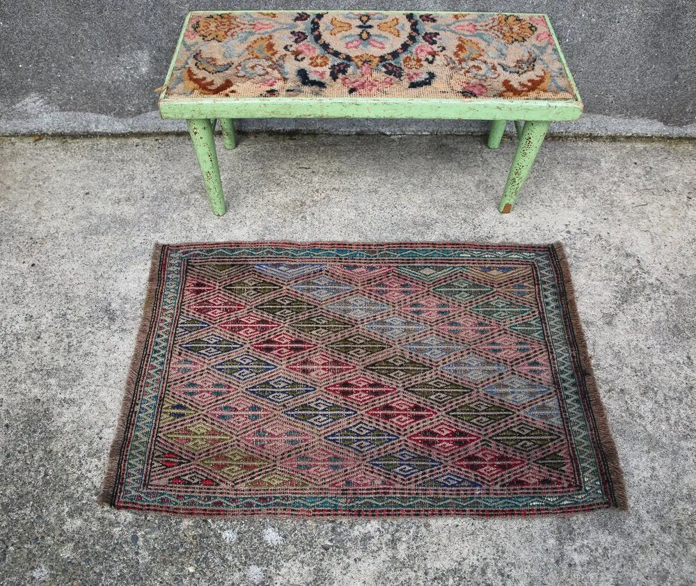 Old Mini Sivas Cicim 21"x31"