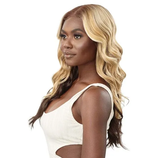 Outre Perfect Hairline Synthetic 13x6 Lace Front Wig - FREYA