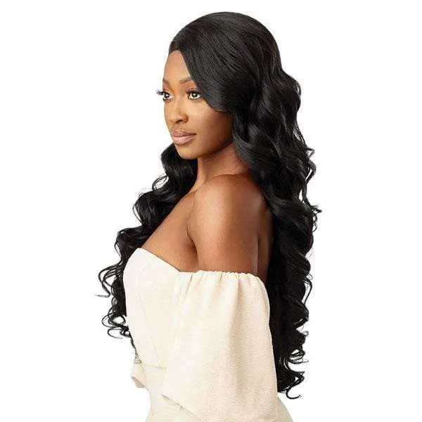 Outre Synthetic Melted Hairline HD Lace Front Wig - CHANDELL