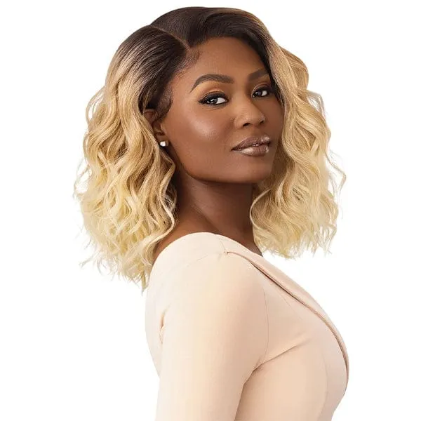 Outre Synthetic Melted Hairline HD Lace Front Wig - LEXANNE