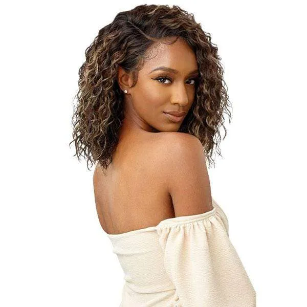Outre Synthetic Melted Hairline HD Lace Front Wig - MCKENNA