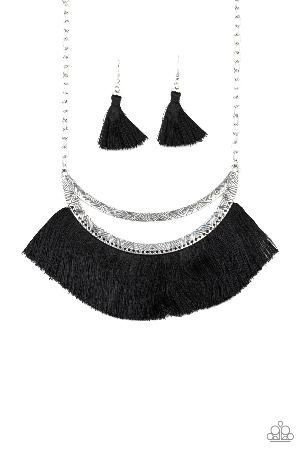 Paparazzi The MANE Event Necklace Black
