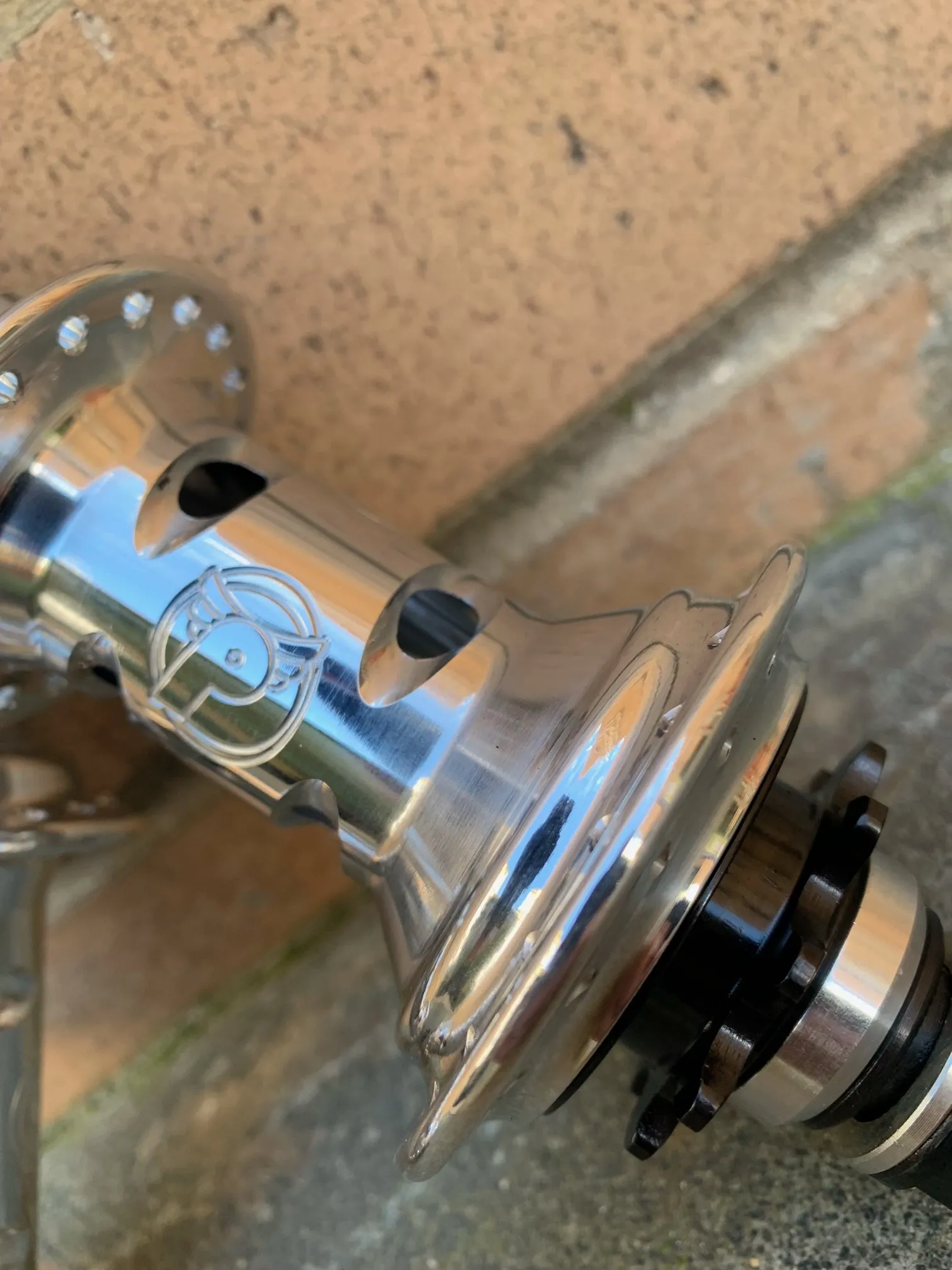 PROFILE MINI "CATS EYE" POLISHED LIMITED EDITION HUBSET - RHD