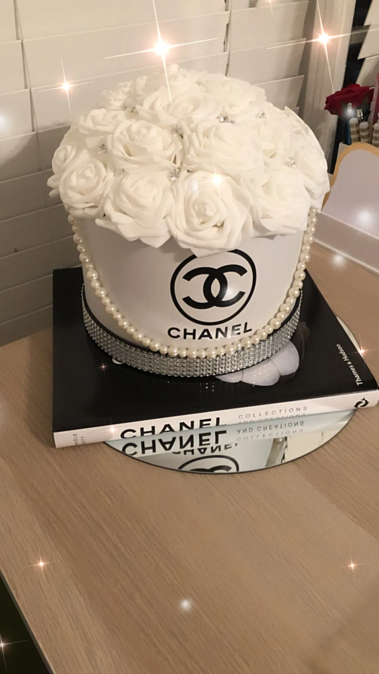 Rose Hat Box Bouquet