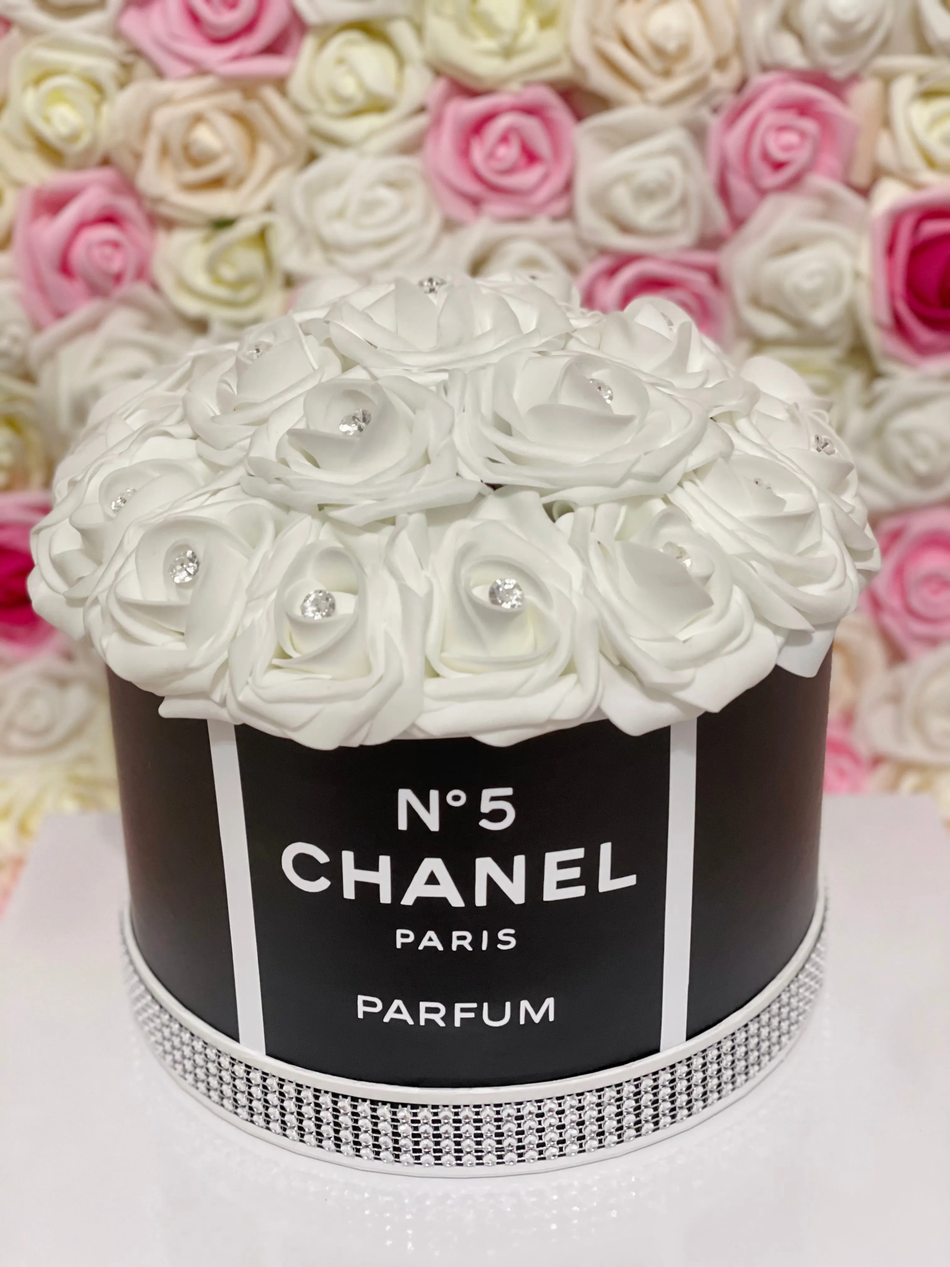 Rose Hat Box Bouquet