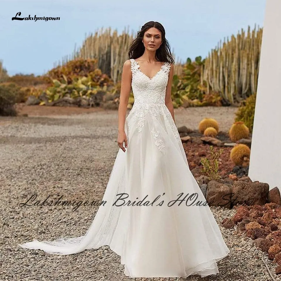 Roycebridal Lakshmigown Sexy Bridal Robe Boho Wedding Dresses 2022 Robe Mariage Lace Appliques Sheer Illusion V neck A Line Wedding Dresses