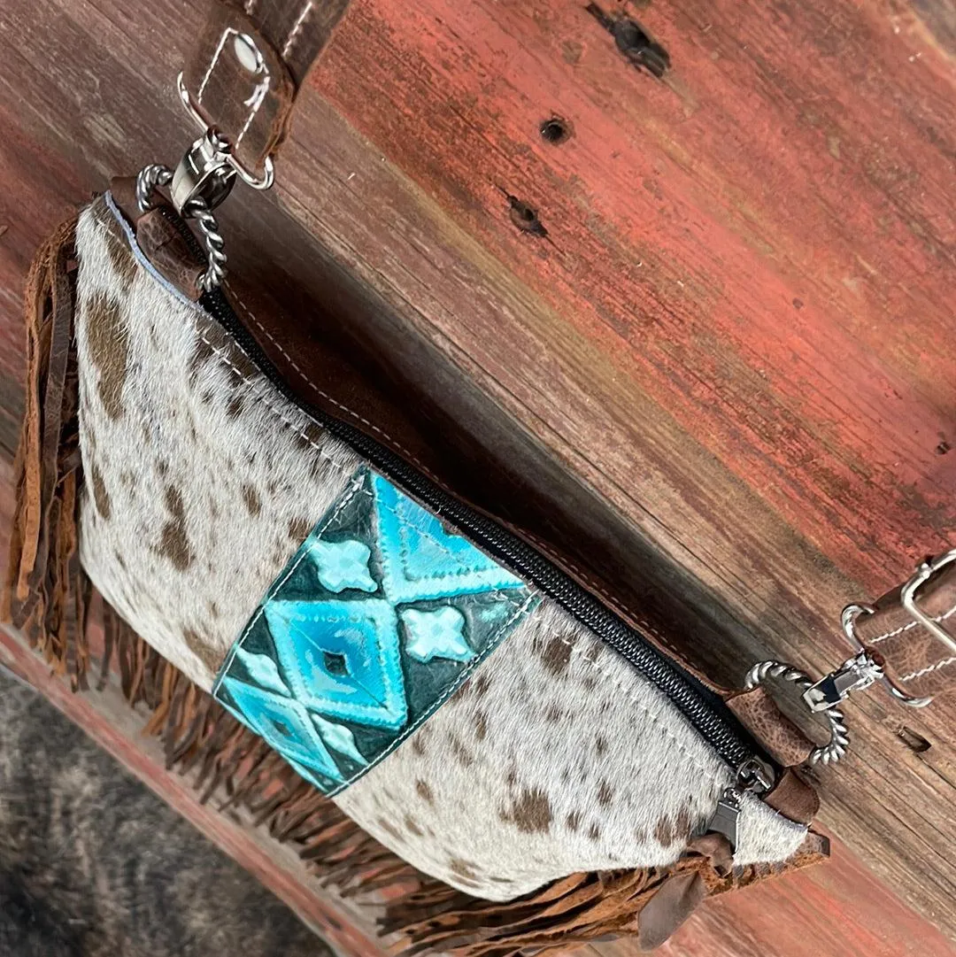 Shania - Longhorn w/ Turquoise Matrix Navajo