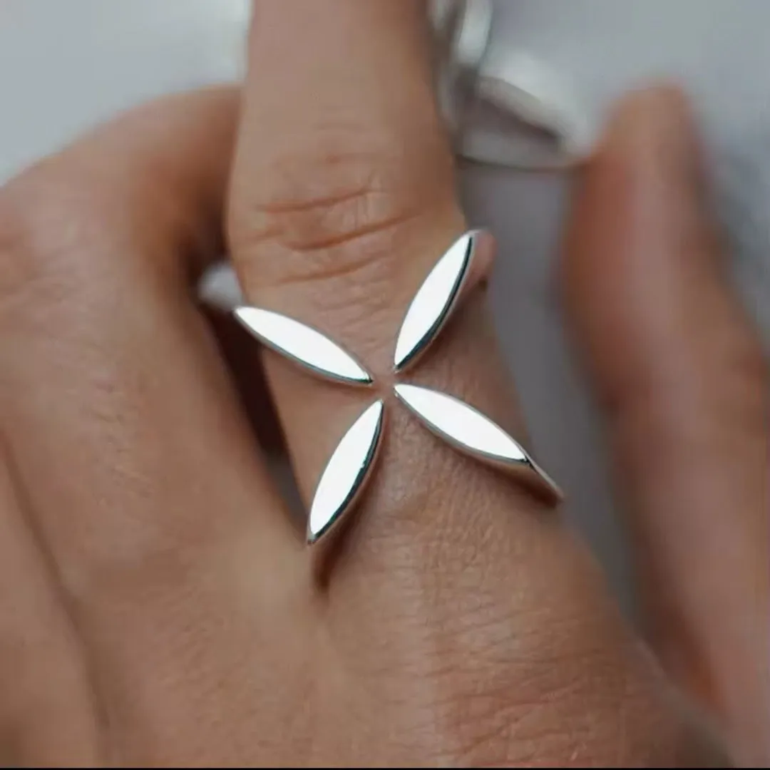 Silver Adjustable Petal Ring