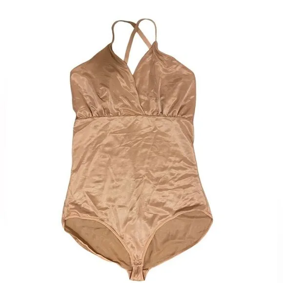 SKIMS Barely There Shapewear Briefs Bodysuit in Clay Size XL NWOT
