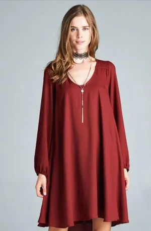 SOLID KEYHOLE DRESS BURGUNDY*