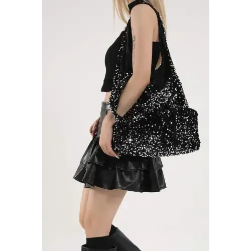 Sparkle in Style with Our Sequin Polyester Handbag for Every Occasion