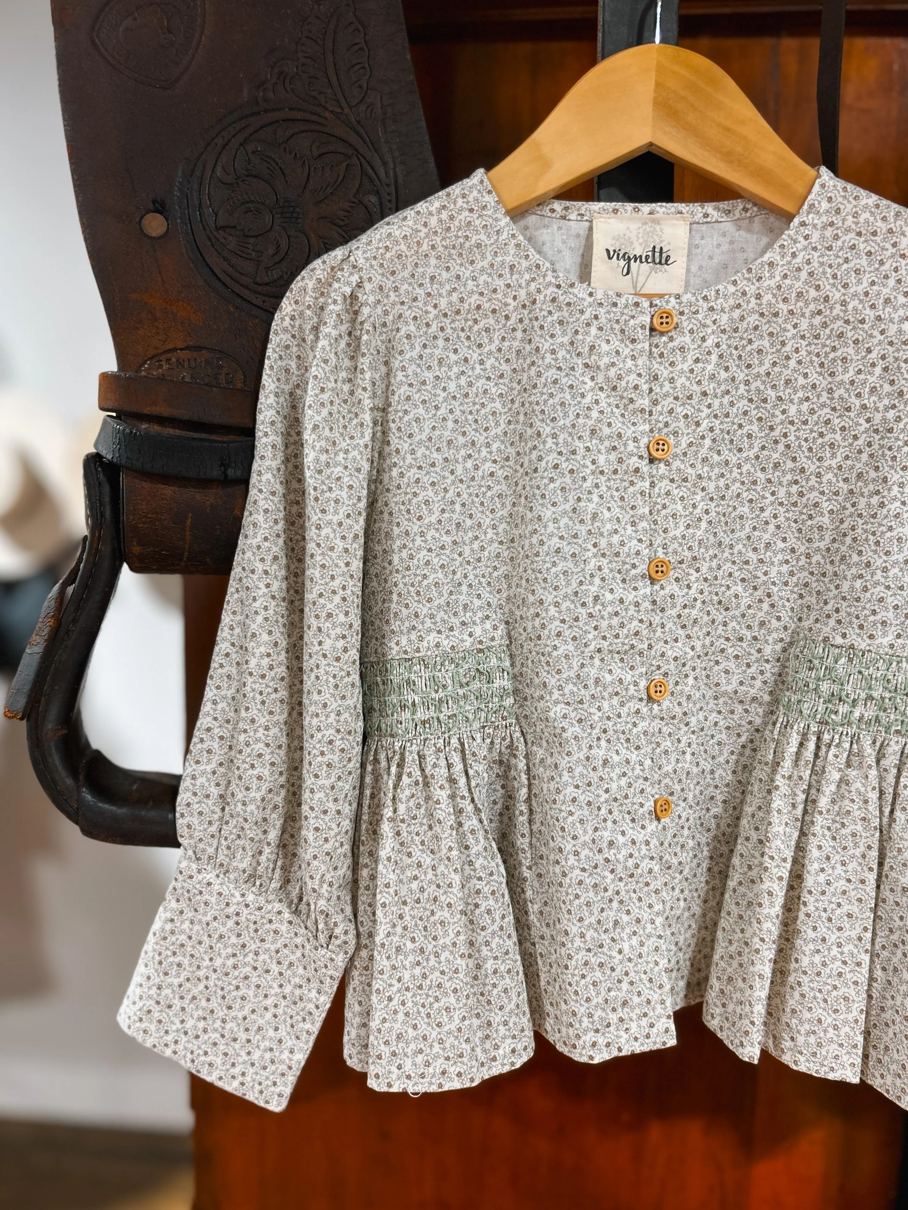 The Ivory Daisy Imogen Blouse (4T)