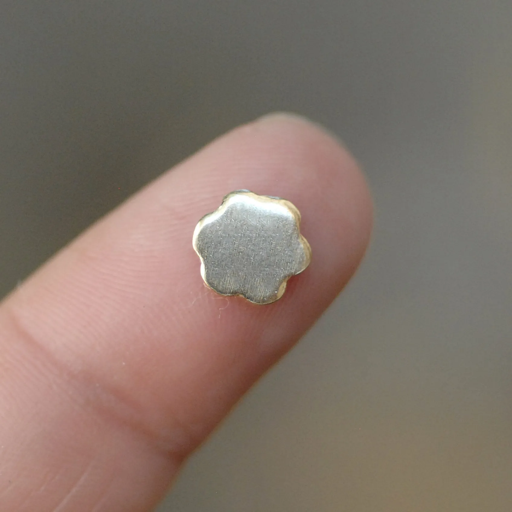 Tiny flower shapes 7mm solid copper, raw brass, pure bronze, nickel silver - for jewelry making