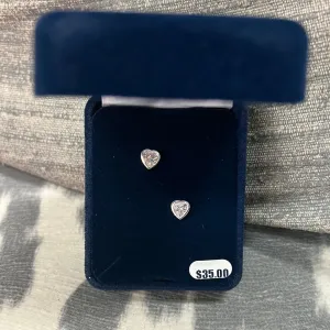 Tiny Heart Earrings
