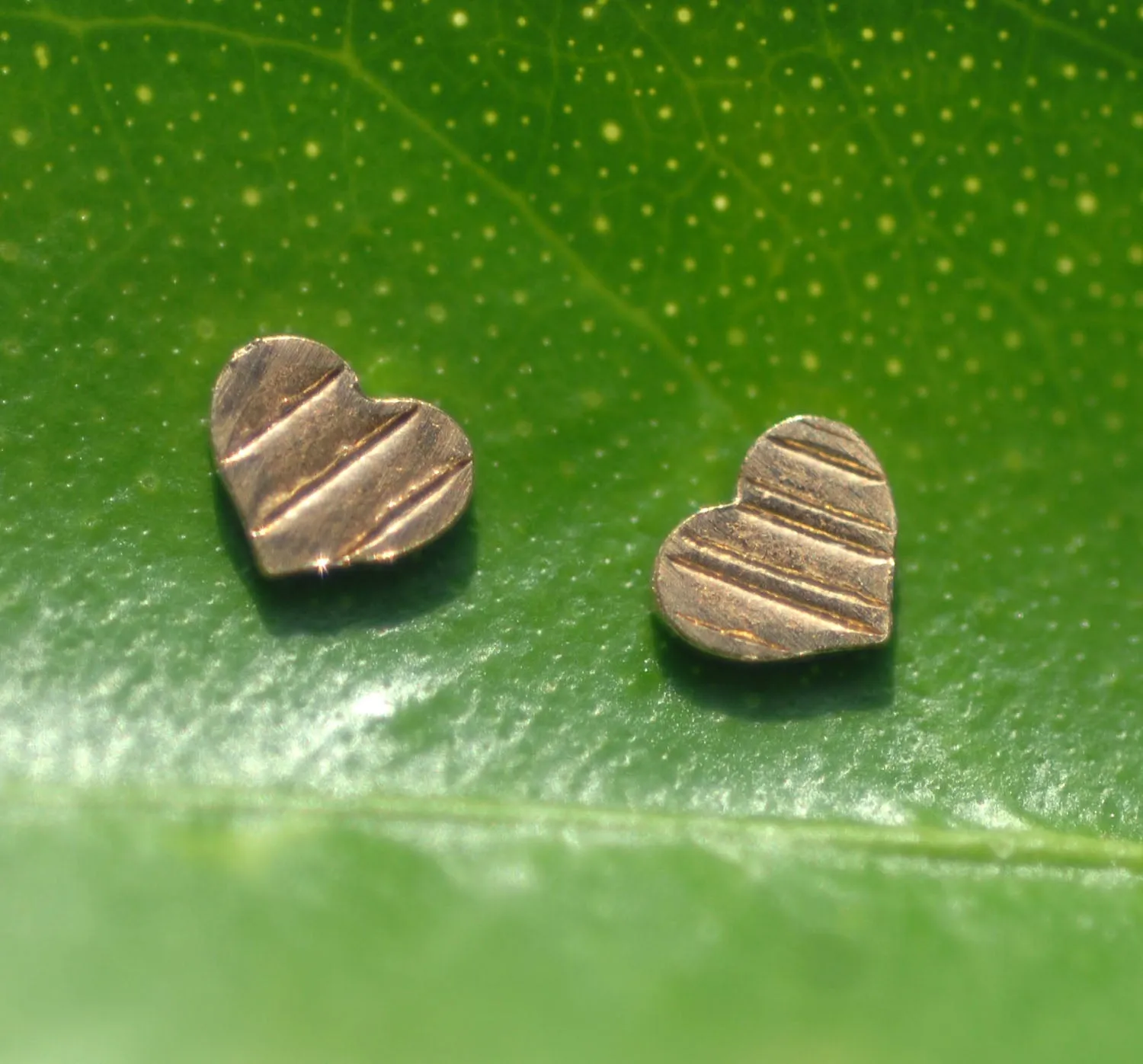 Tiny Metal Hexagon Heart Perfect 2.5mm x 2.6mm