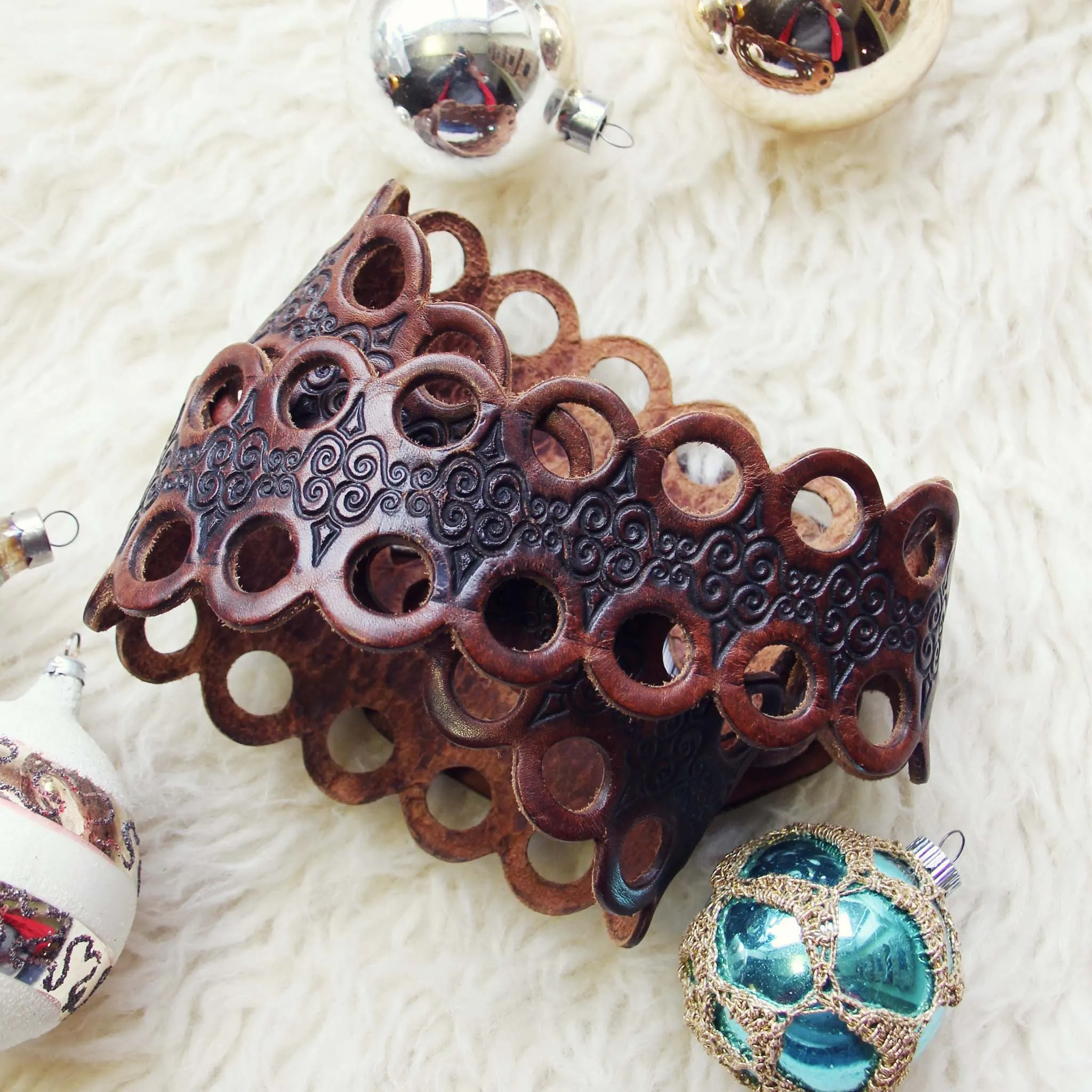 Tooled Lace Vintage Belt
