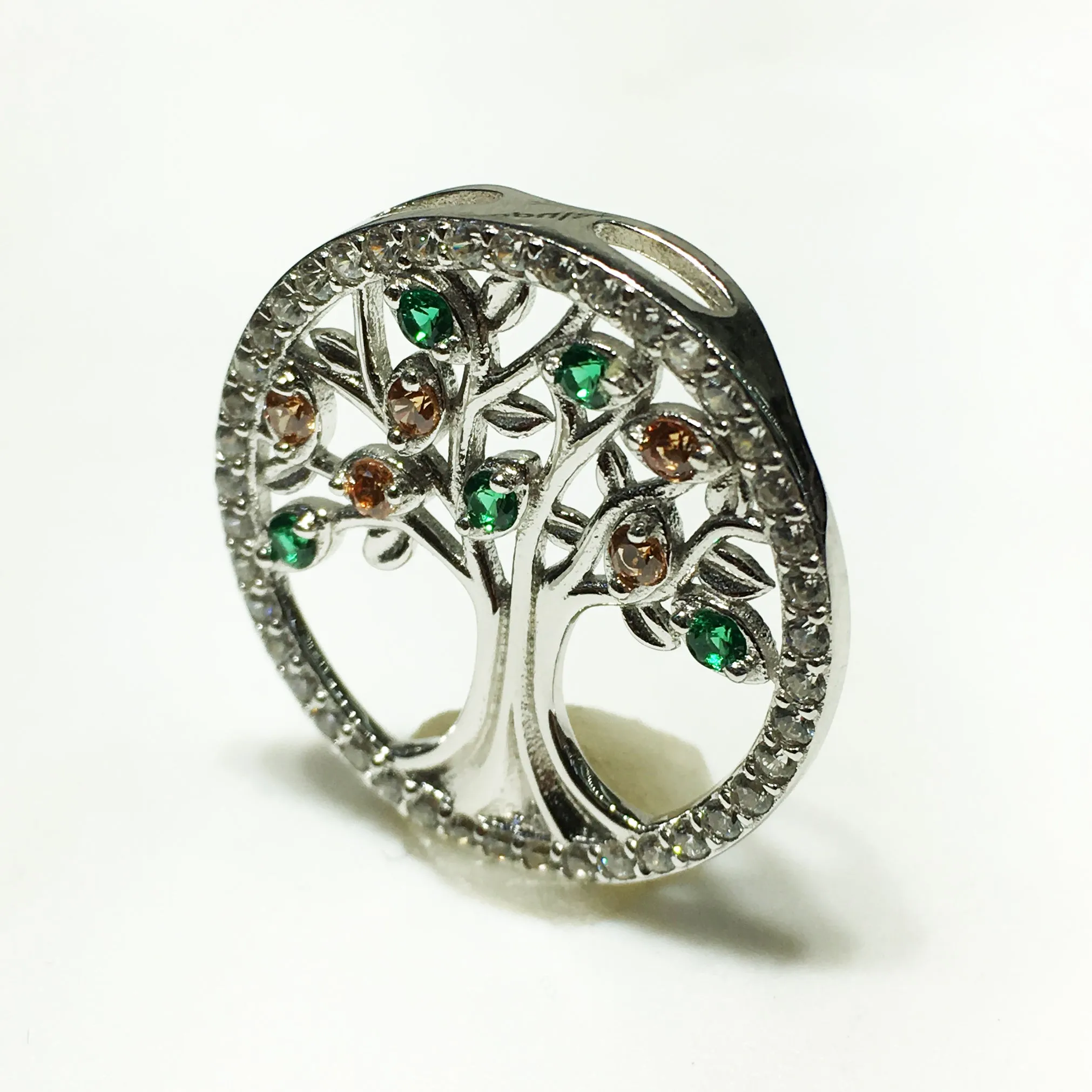 Tree of Life Pendant (Silver)