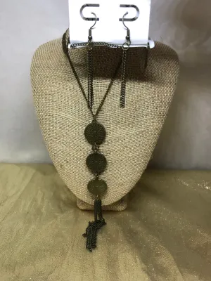 Triple Circle w/gold Fringe Necklace/Earring Set