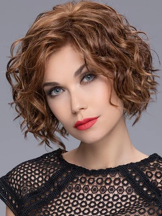 Turn | Changes Collection | Synthetic Wig