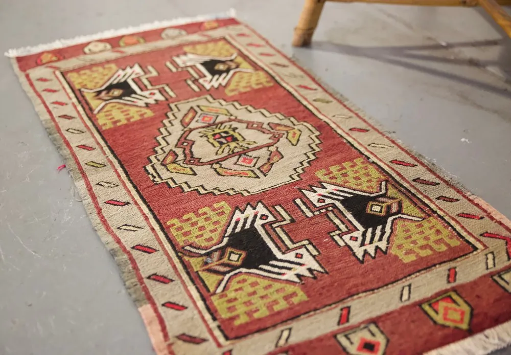 Vintage Mini Turkish Kilim Rug 20"x39.5"