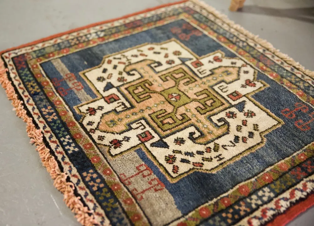 Vintage Mini Turkish Rug 23"x27"